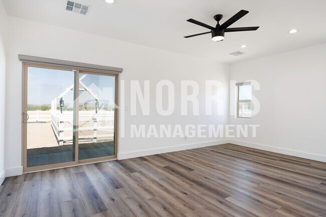 Building Photo - Brand New Home with Beautiful Updates!