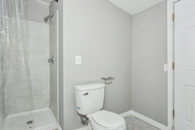 Building Photo - Spacious 4-Bedroom Home in South Wichita - Close to Downtown with a Large Backyard