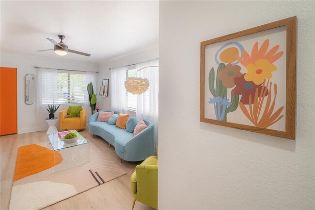 Building Photo - 4316 S Lois Ave