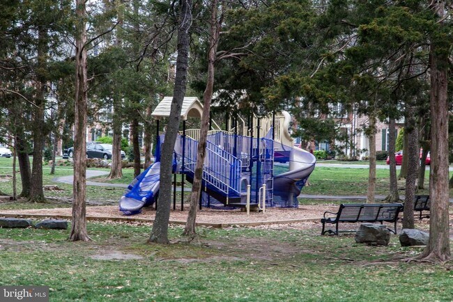 Building Photo - 23187 Hampton Oak Ter