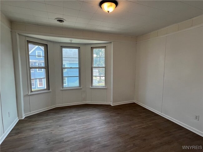 Building Photo - 42 Buffum St