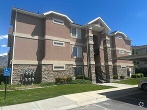 Building Photo - 85 N Romney Ln