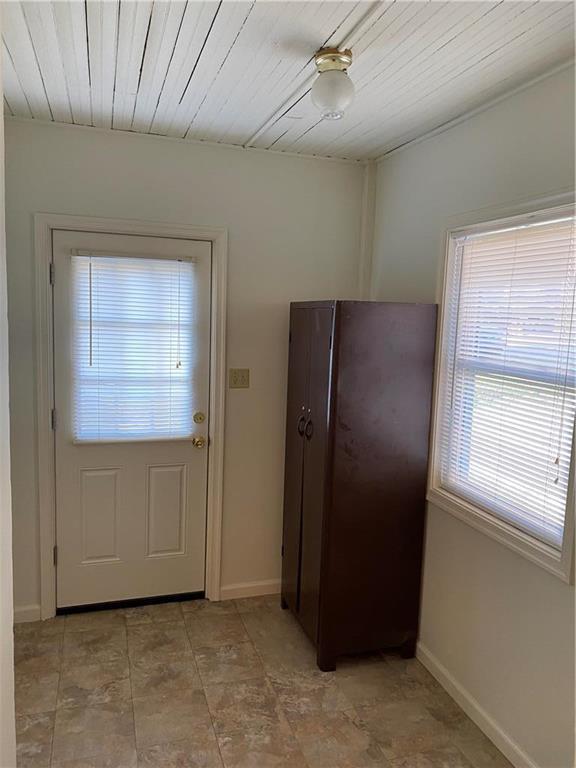 2105 Freemansburg Ave 2105 Freemansburg Ave Easton PA 18042