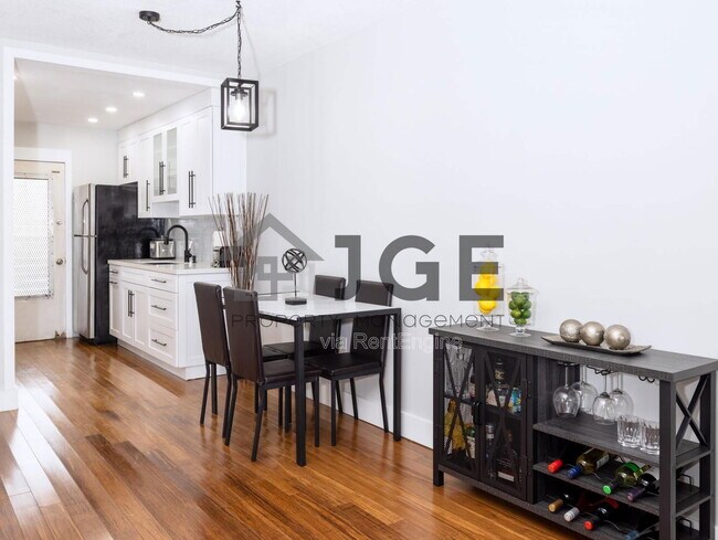 Building Photo - 270 NE 191st St