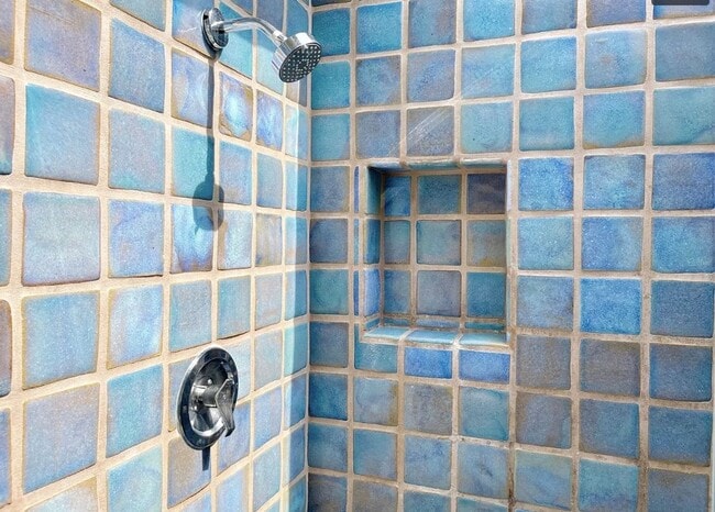 Building Photo - 4025 Ocean Dr