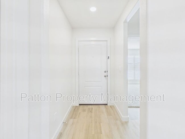 Building Photo - 2808 Haystack Wy