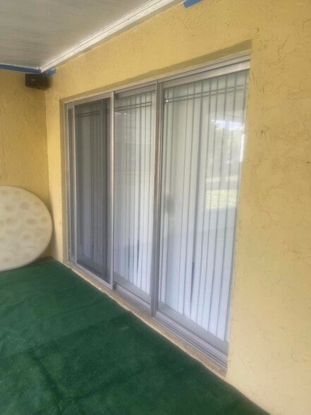 Building Photo - 202 Sparrow Dr