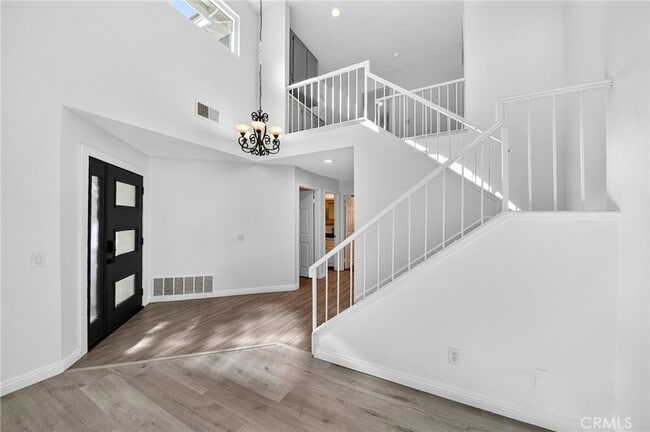 Building Photo - 3355 Sterling Dr