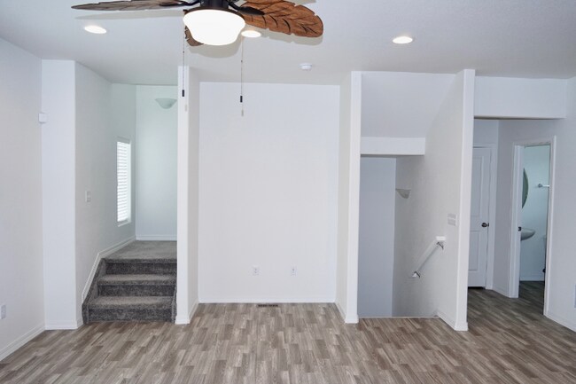 Building Photo - 706 Grissom Dr.