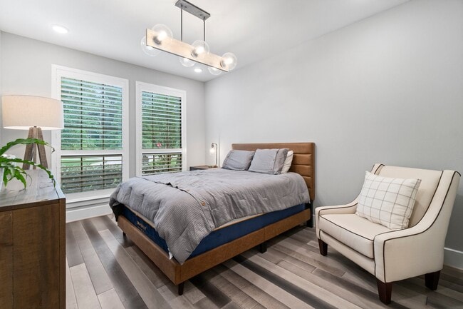 Building Photo - 109 Bronze Peak Ct