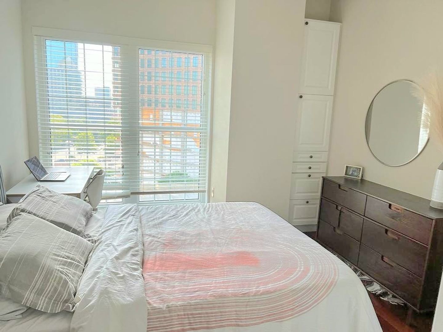 Building Photo - 195 14th St NE