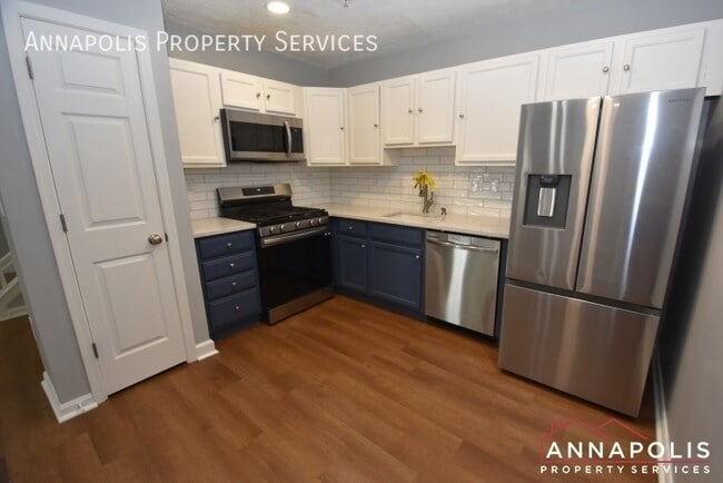 Building Photo - 8031 Brookstone Ct