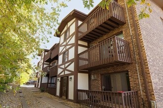 Building Photo - 3680 W 119th St