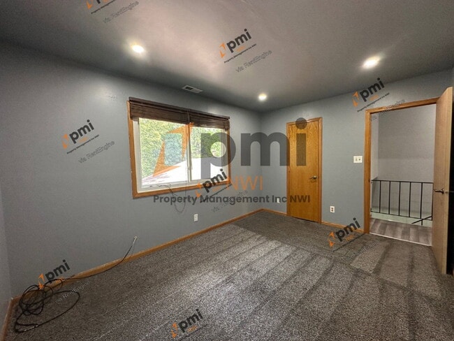 Building Photo - 6974 Fillmore Dr