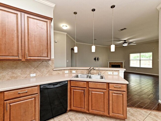 Building Photo - 11124 Bleich Ln