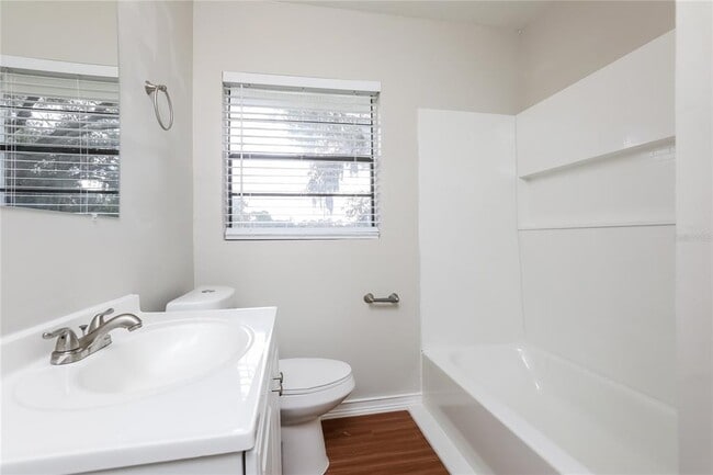 Building Photo - 131 Serena Rd