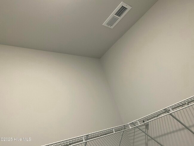 Building Photo - 5357 Gladecress Dr