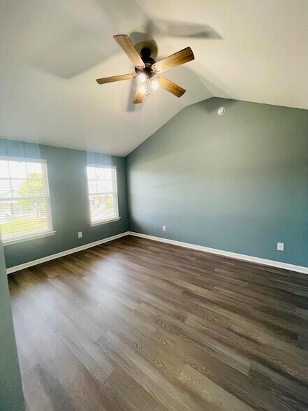 Building Photo - 4434 Grove Landing Dr