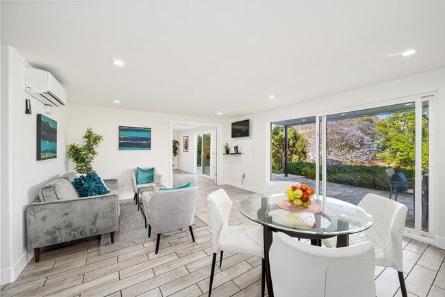 Building Photo - 3420 Blair Dr