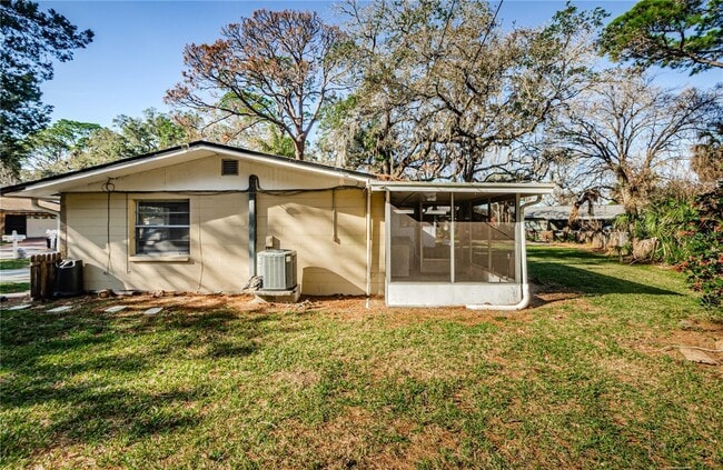 Building Photo - 4929 Ladyfish Ct
