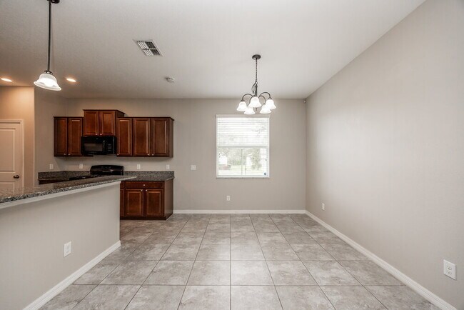 Building Photo - 21018 Picket Fence Ct