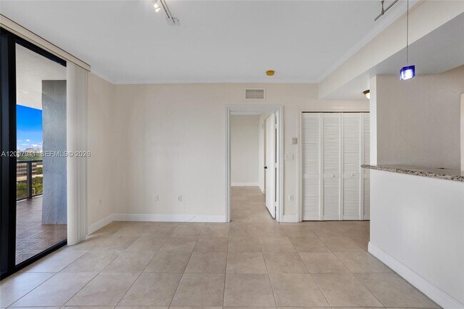 Building Photo - 2301 SW 27th Ave