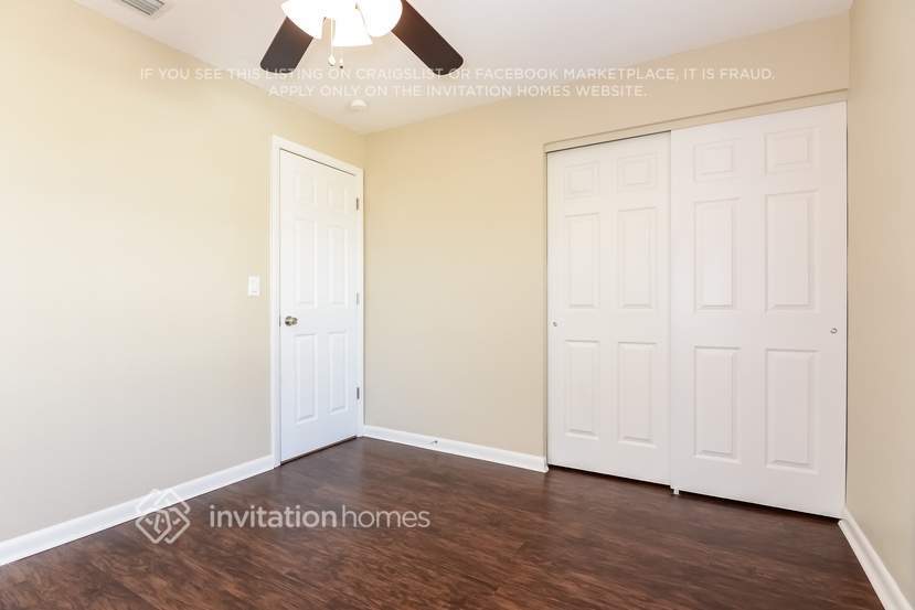 Building Photo - 926 SE 25th Terrace