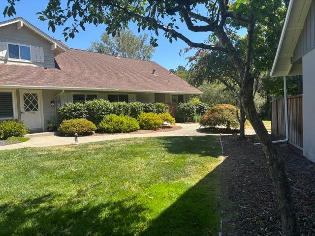 Building Photo - 109 Miramonte Dr