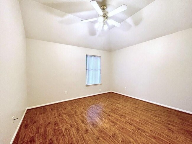Building Photo - 639 Wheelhouse Dr