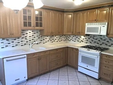 Building Photo - 1970 Dogwood Dr