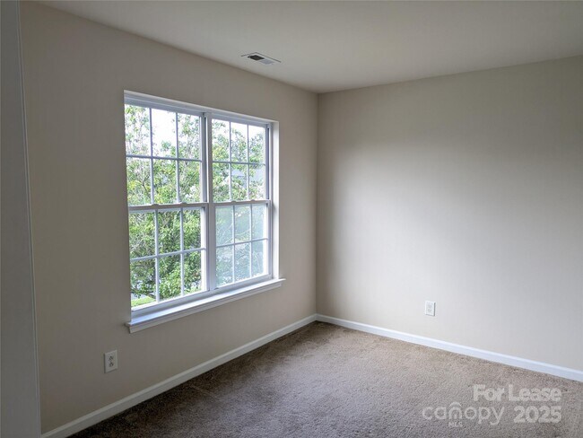 Building Photo - 117 Stallings Mill Dr