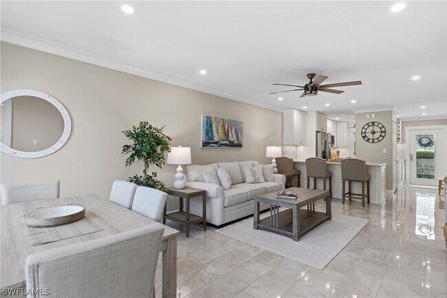 Building Photo - 682 Broad Ave S