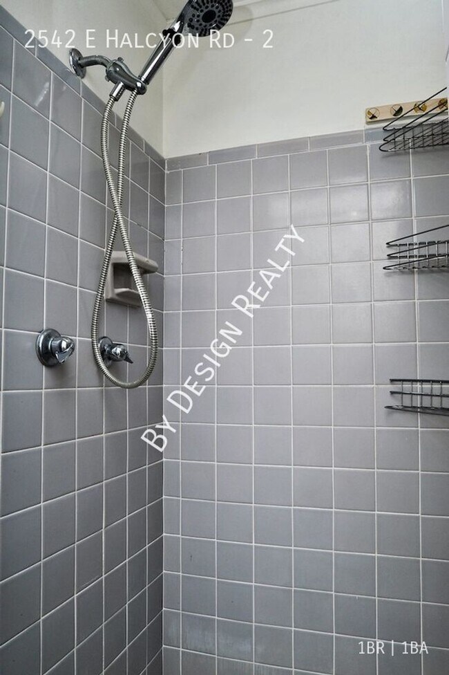 Building Photo - Hedrick Acreage 1 Bed 1 Bath Guest House - Recent Remodel