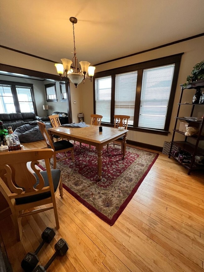 Building Photo - 1909 Garden St