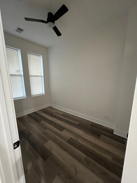 Building Photo - 3626 W Grenshaw St