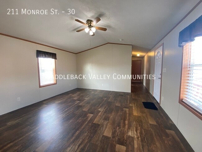 Building Photo - 211 Monroe St