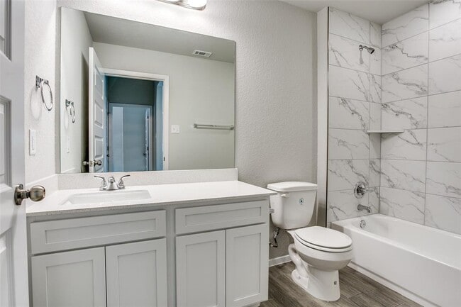 Building Photo - 2800 Joe Dimaggio Blvd