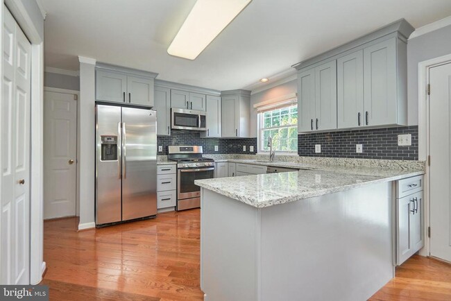 Building Photo - 44242 Frogtown Way