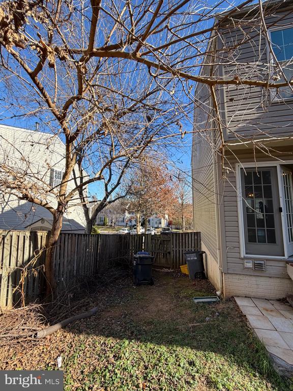 Building Photo - 9068 Falcon Glen Ct