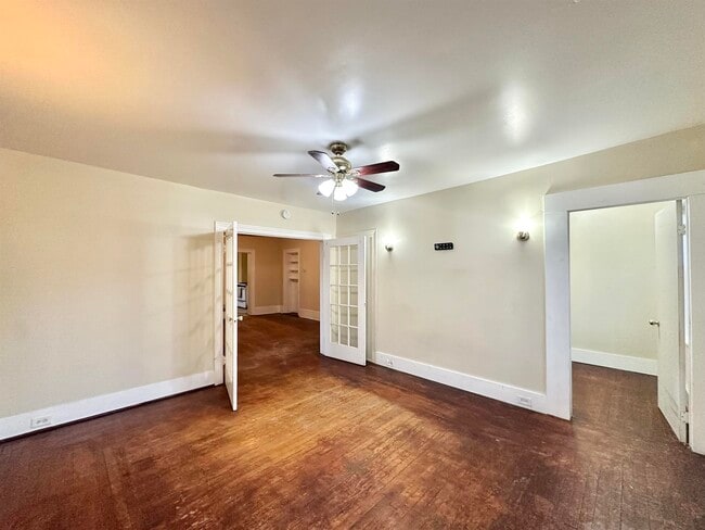 Building Photo - 36 13th St