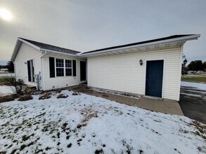 Building Photo - 6913 Feith Ave