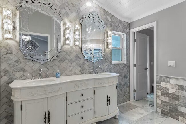 Building Photo - 760 Mallard Dr