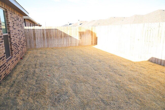 Building Photo - 2916 Corpus Ave