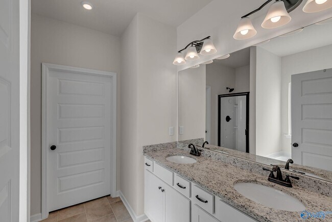 Building Photo - 29772 Logan Oaks Dr NW