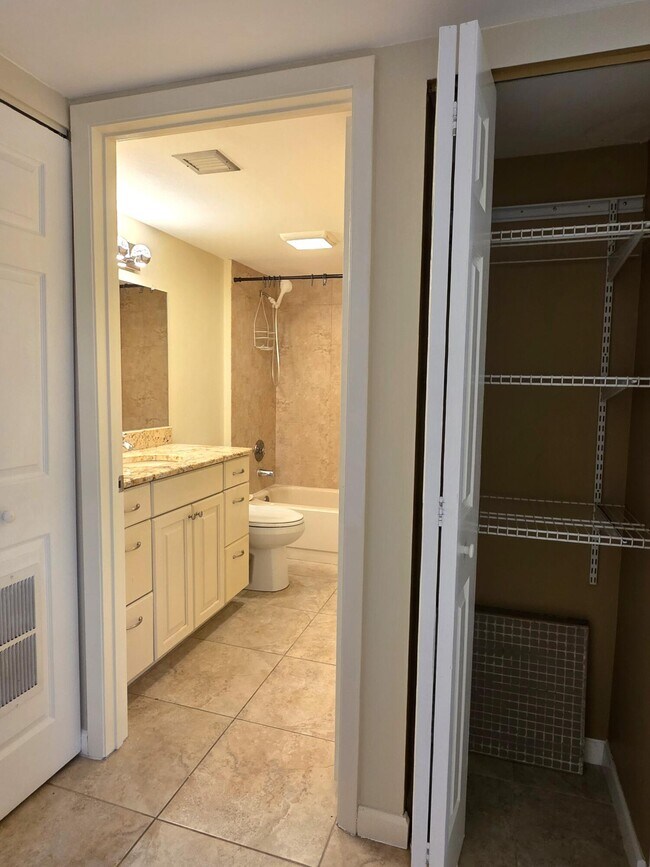 Building Photo - 2721 Village Blvd