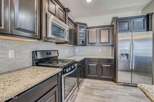 Building Photo - 13197 Hazy