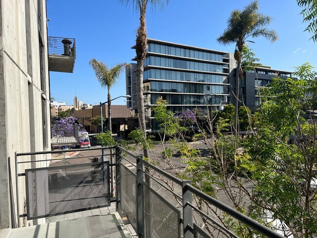Building Photo - Large Beautiful Loft at highly desired Doma building in Little Italy