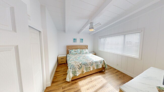 Building Photo - Oceanfront | 2nd Floor Condo