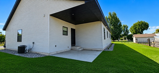 Building Photo - 654 N 3511 E
