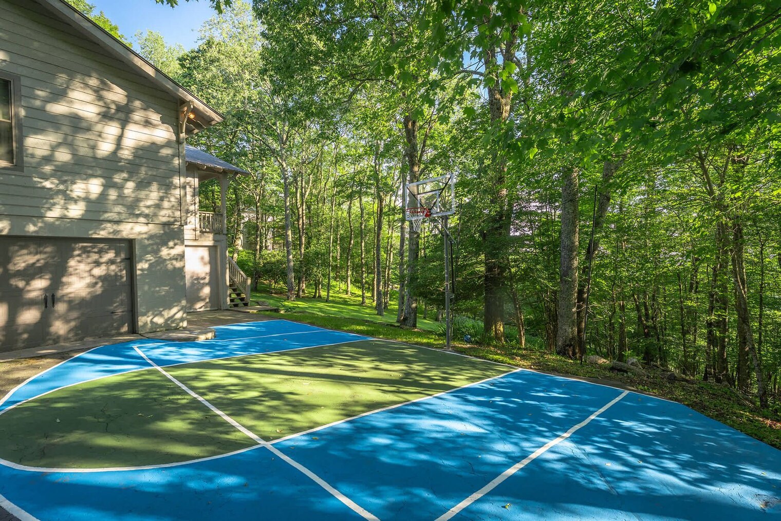 Building Photo - 134 Wolf's Head Ct